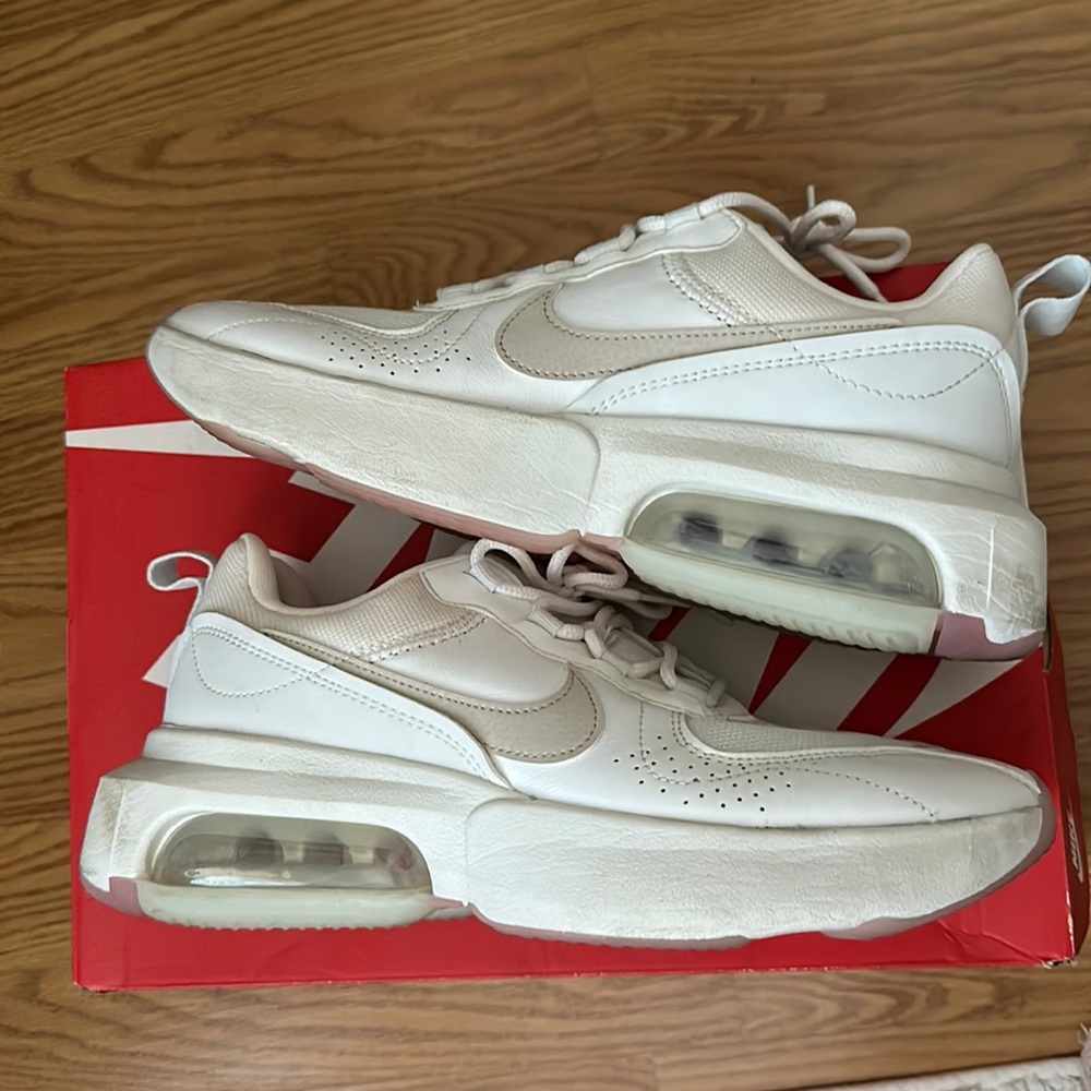Nike Air Max Verona Women’s